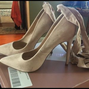 ROSE PINK PUMP TIE UP